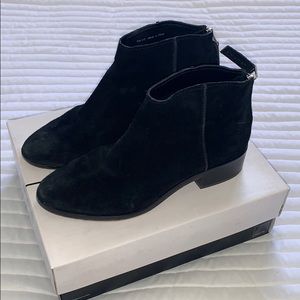 Dolce Vita Tucker Onyx Suede size 8.5